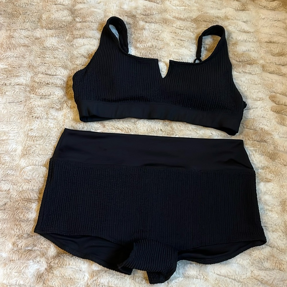 Never worn bottoms only have tags top has no tags
